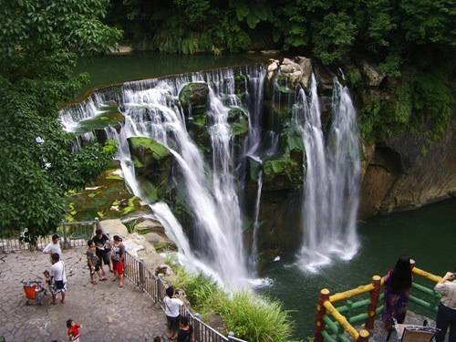 du-lich-dai-loan-tu-tuc-1492095193-shifen-waterfall