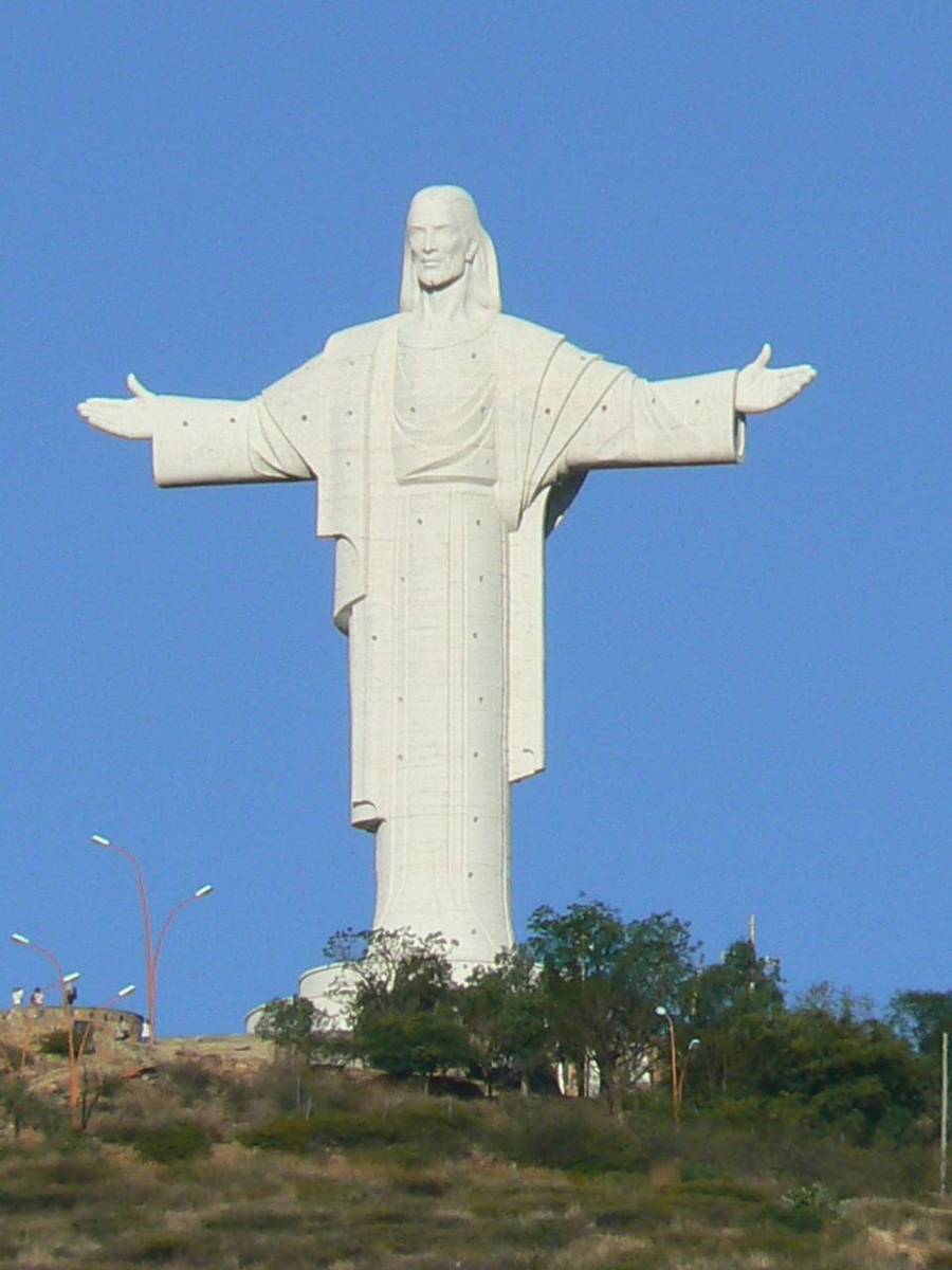 tuong-chua-lon-nhat-the-gioi-tallest-biggest-statue-of-jesus-in-the-world-34